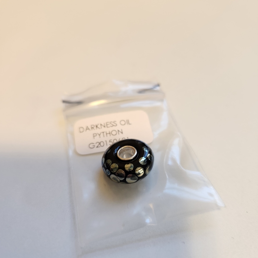 Elfbeads Darkness Oil Python